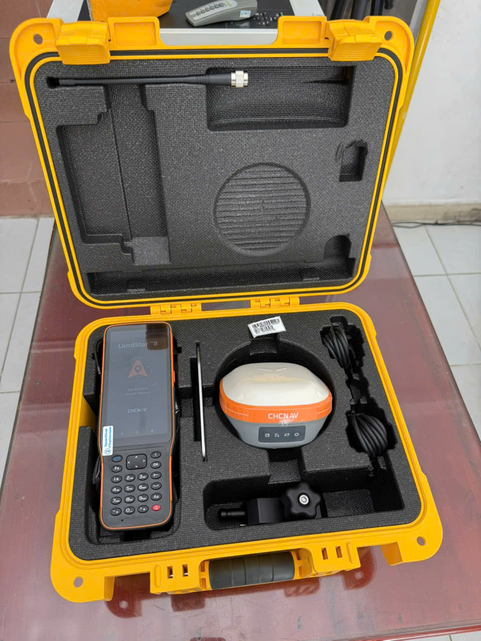 Máy định vị vệ tinh GNSS đo RTK